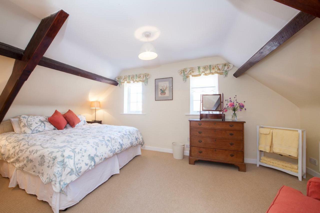 Prince Hill Cottages Worton  Екстер'єр фото
