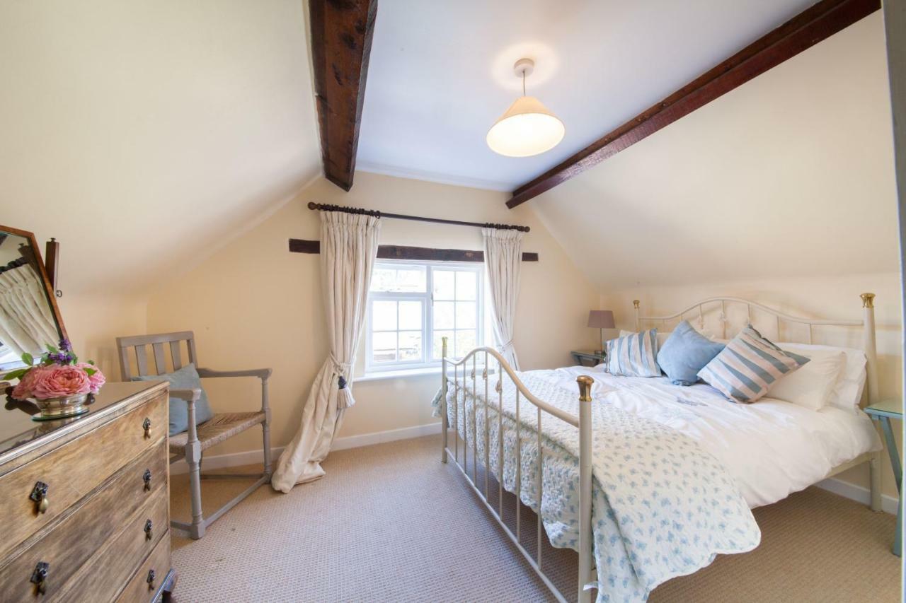 Prince Hill Cottages Worton  Екстер'єр фото