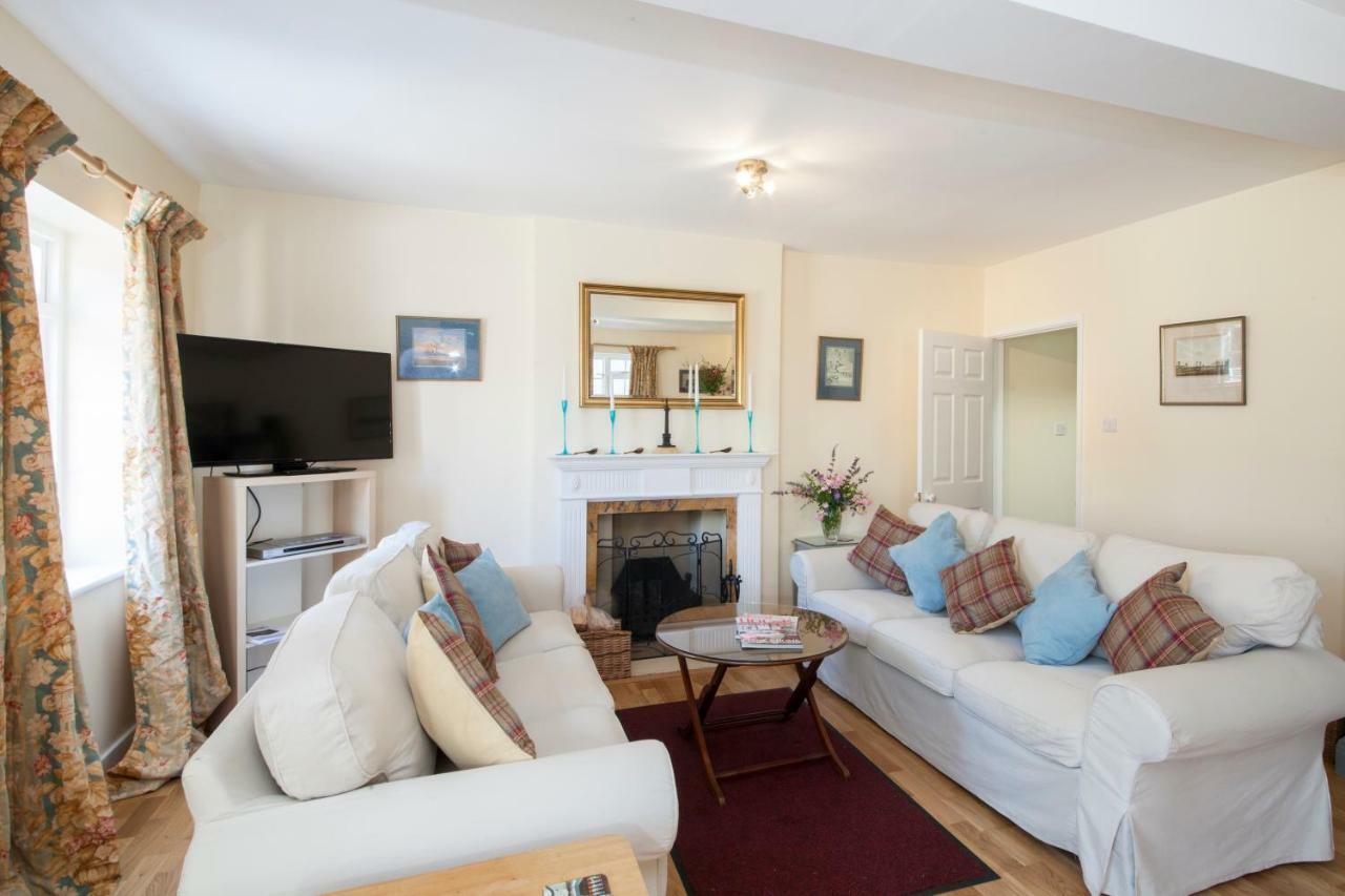 Prince Hill Cottages Worton  Екстер'єр фото