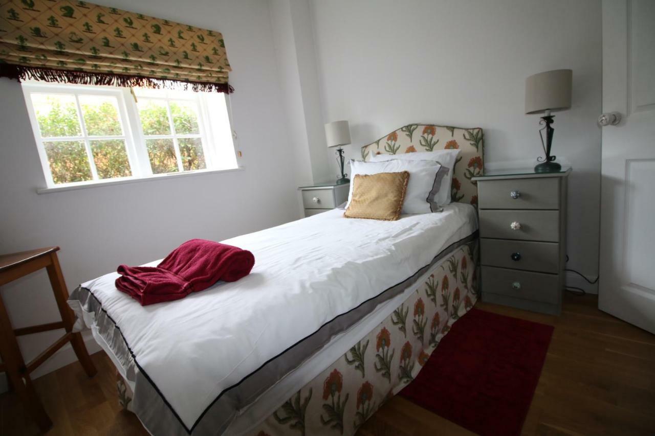 Prince Hill Cottages Worton  Екстер'єр фото